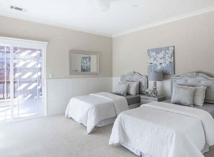Room8